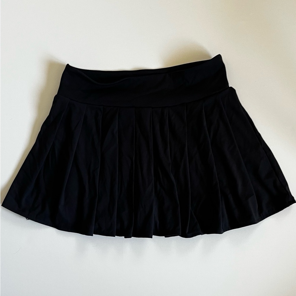 Elegant Black Pleated Skirt